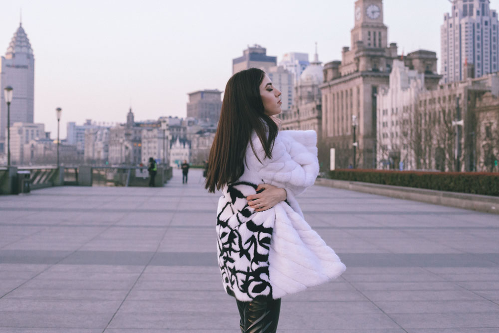 samantha at the bund shanghai