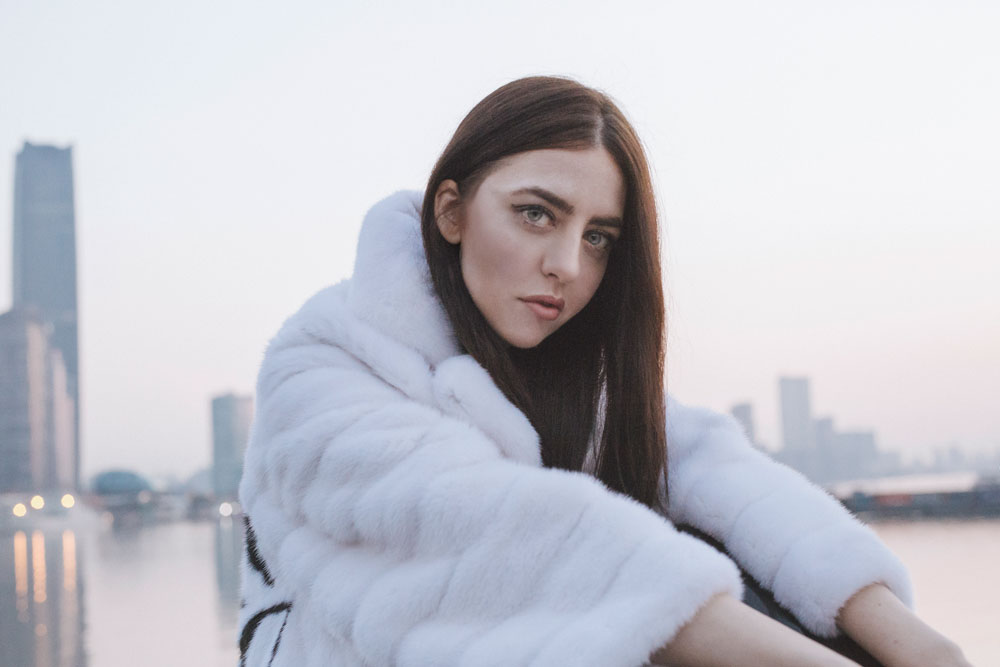 samantha at the bund shanghai