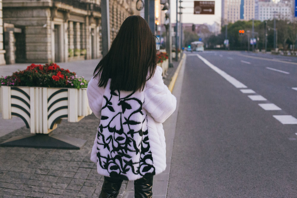 samantha at the bund shanghai