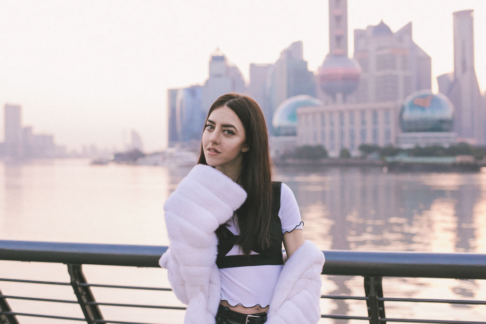samantha at the bund shanghai
