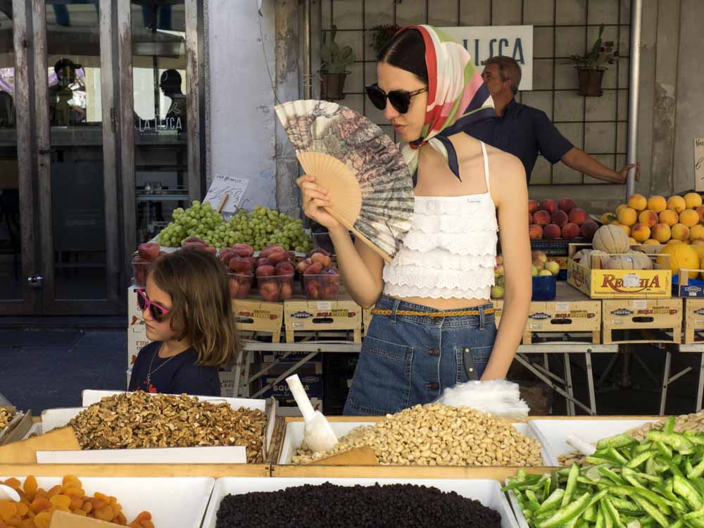 samantha al mercato di ortigia